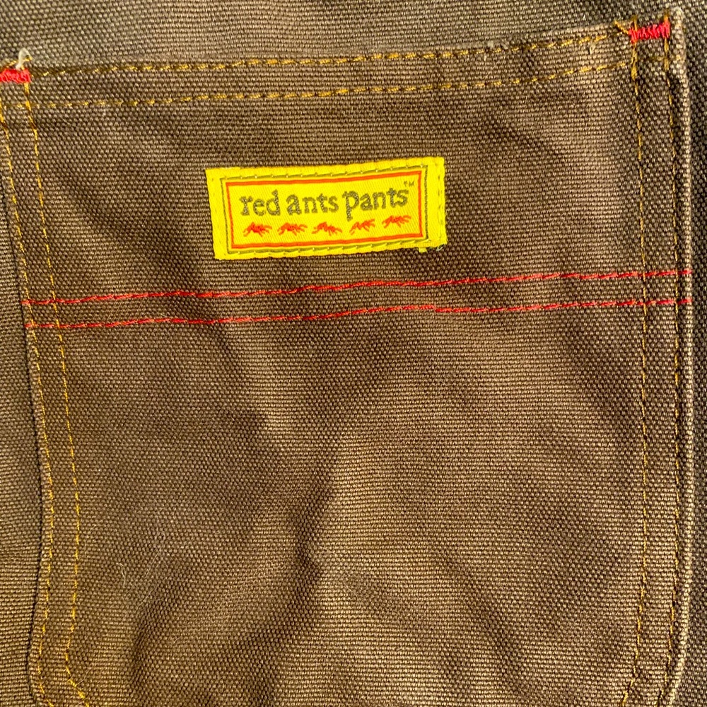 RED ANTS PANTS! 🐜 HARD CORE. M. Made in Montana